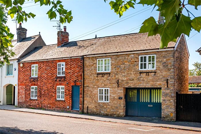 4 Bedroom Semi-Detached House For Sale In Church Street, Olney, Buckinghamshire, MK46