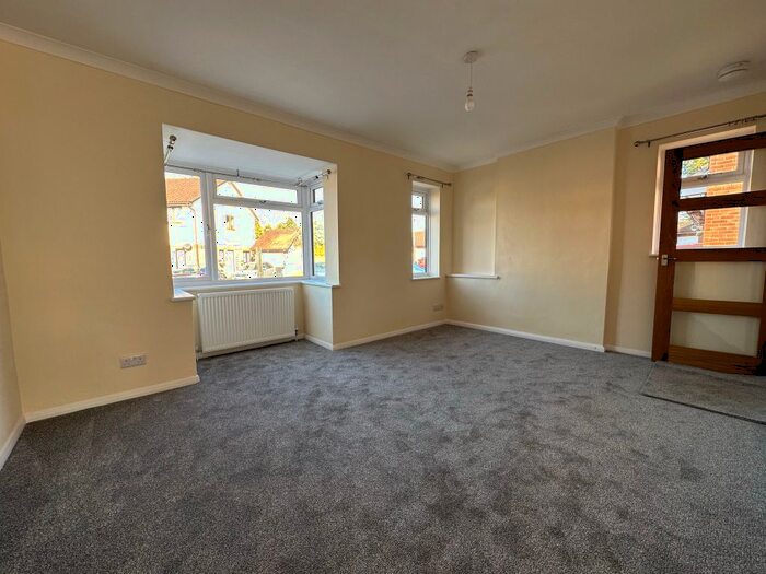 3 Bedroom Semi-detached House To Rent In Manor Park, Norton Fitzwarren, Taunton, TA2