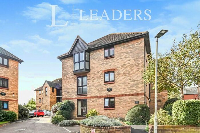 2 Bedroom Flat To Rent In Merton Road, Bedford, MK40