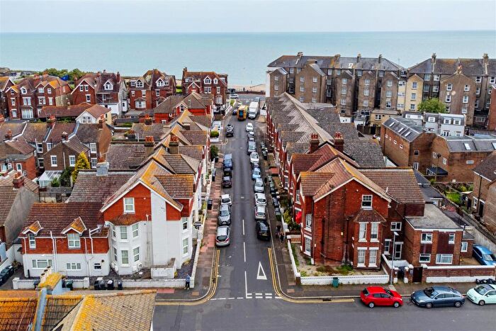 Apartment To Rent In Cambridge Road, Eastbourne, BN22