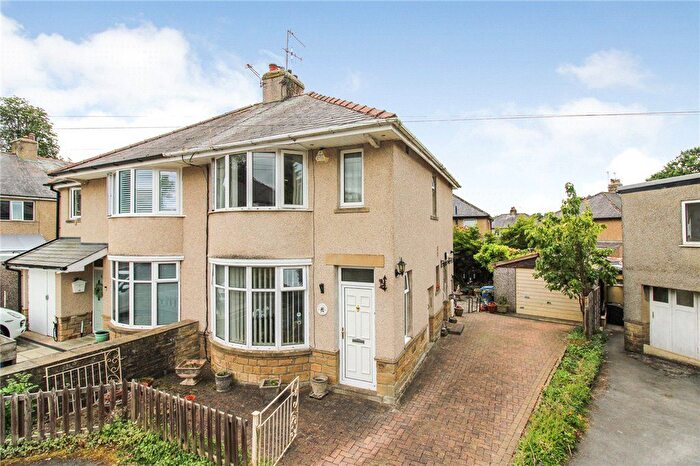 2 Bedroom Semi Detached House For Sale In Ingfield Estate, Settle, North Yorkshire, BD24