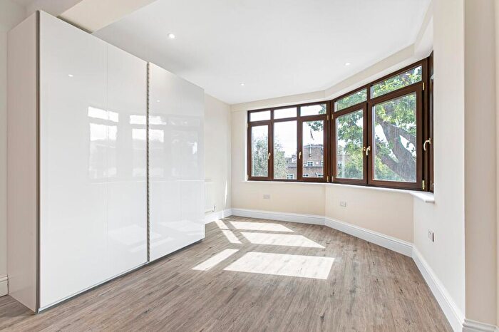 2 Bedroom Apartment To Rent In Beckenham Road, Beckenham, BR3