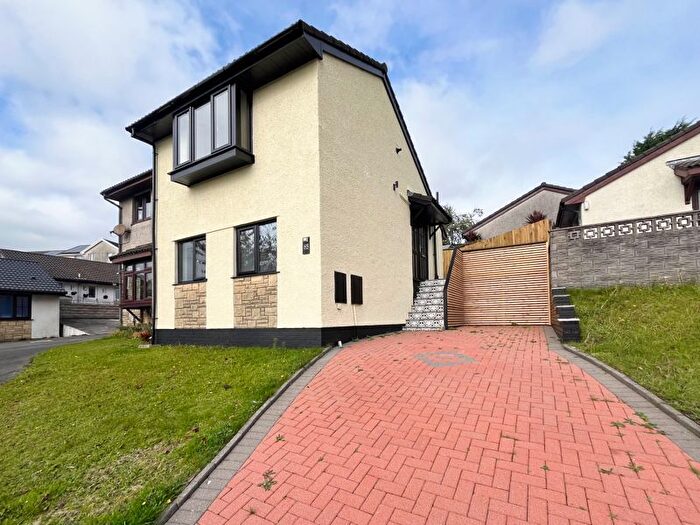 2 Bedroom Semi-Detached House For Sale In Bay View Gardens, Neath, SA10