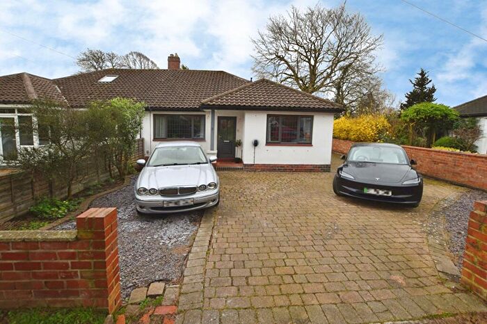 2 Bedroom Semi-Detached Bungalow For Sale In Shepherds Close, Loughborough, LE11
