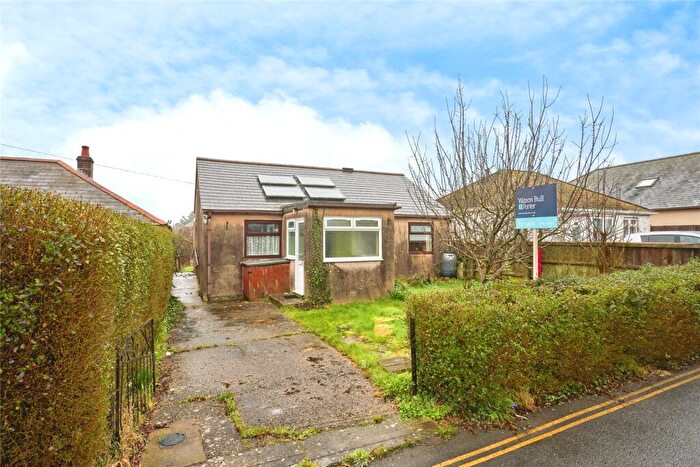 2 Bedroom Bungalow For Sale In Beech Road, Newport, Isle Of Wight, PO30
