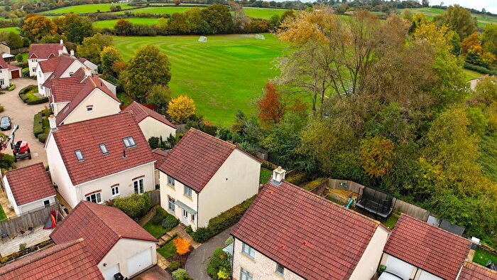 3 Bedroom Detached House For Sale In Brookside Drive, Farmborough, Bath, BA2
