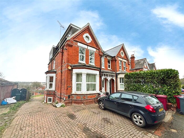 2 Bedroom Apartment To Rent In Tilehurst Road, Reading, Berkshire, RG30