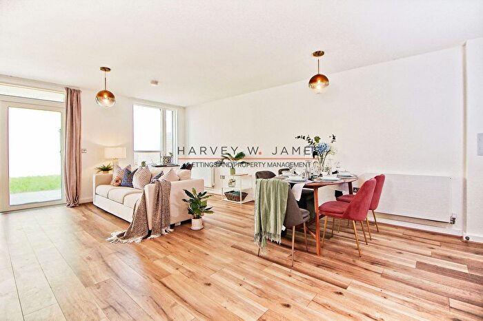 3 Bedroom Maisonette To Rent In Villiers Gardens, London, E20