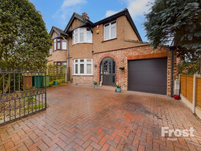 3 Bedroom Semi-Detached House To Rent In Stanwell Road, Ashford, Surrey, TW15