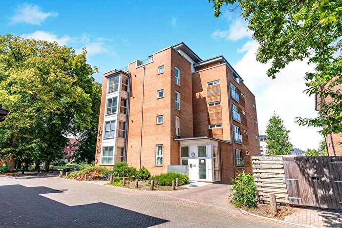 1 Bedroom Flat To Rent In The Avenue, Southampton, Hampshire, SO17