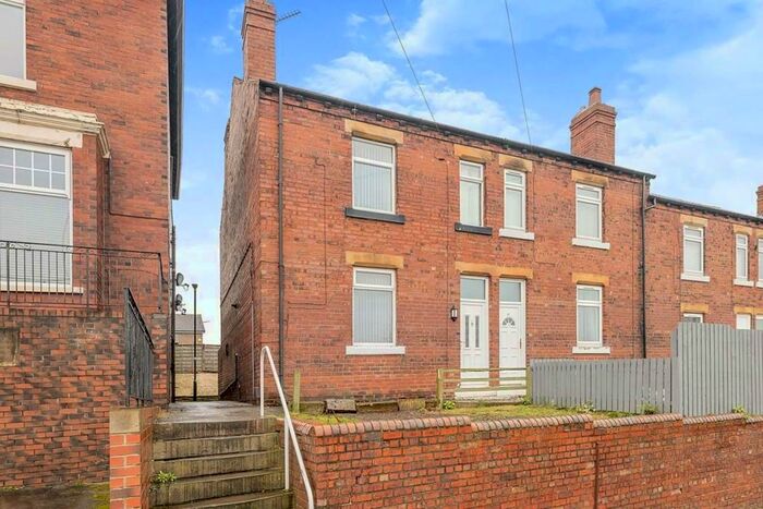2 Bedroom End Of Terrace House To Rent In Wood Lane, Rothwell, Leeds, West Yorkshire, LS26