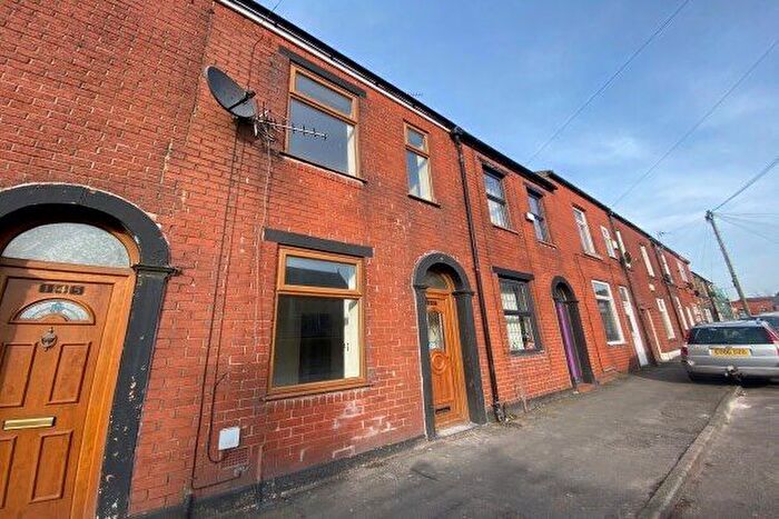 2 Bedroom Property To Rent In Brooke Street, Chorley, PR6