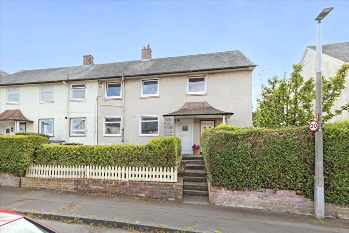 2 Bedroom Flat For Sale In Glendinning Crescent, Edinburgh, EH16