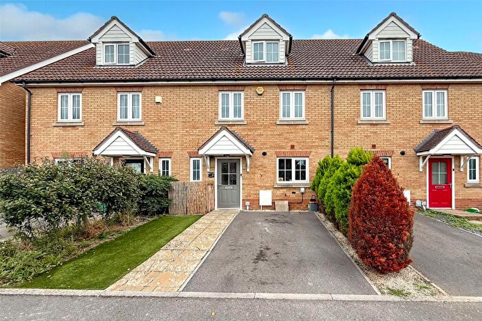 4 Bedroom Terraced House For Sale In Empress Close, Wick, Littlehampton, West Sussex, BN17