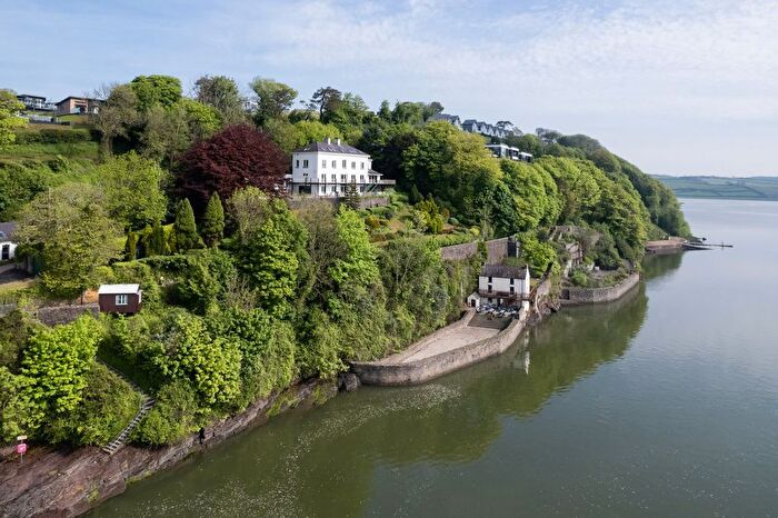 4 Bedroom Detached House For Sale In Cliff Road, Laugharne, Carmarthen, SA33