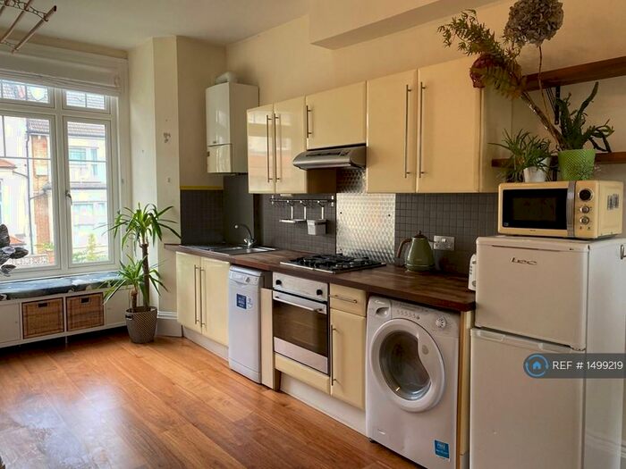 1 Bedroom Flat To Rent In Harringay, London, N4
