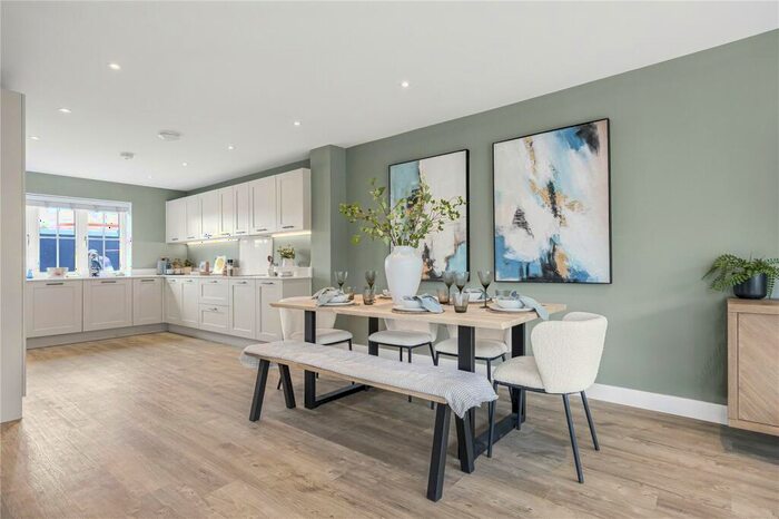 5 Bedroom Detached House For Sale In The Fairfield, Elgrove Gardens, Halls Close, Drayton, Oxfordshire, OX14