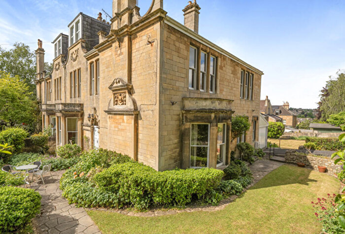 6 Bedroom Semi Detached House For Sale In Bloomfield Avenue, Bath, Somerset, BA2