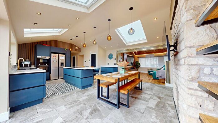4 Bedroom Detached Bungalow For Sale In Morley Terrace, Radstock, BA3