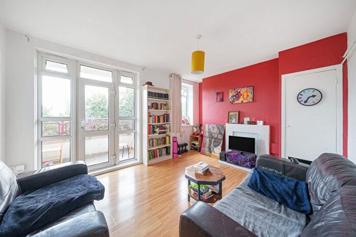 2 Bedroom Flat For Sale In Holderness House, Champion Hill, Camberwell, SE5