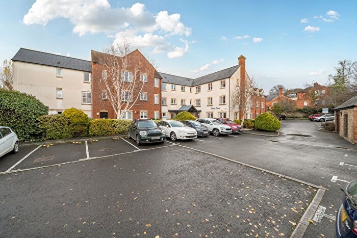 1 Bedroom Flat For Sale In Swan Lane, Faringdon, Oxfordshire, SN7