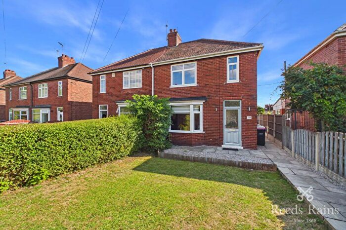 3 Bedroom Semi-Detached House For Sale In Worksop Road, Swallownest, Sheffield, South Yorkshire, S26