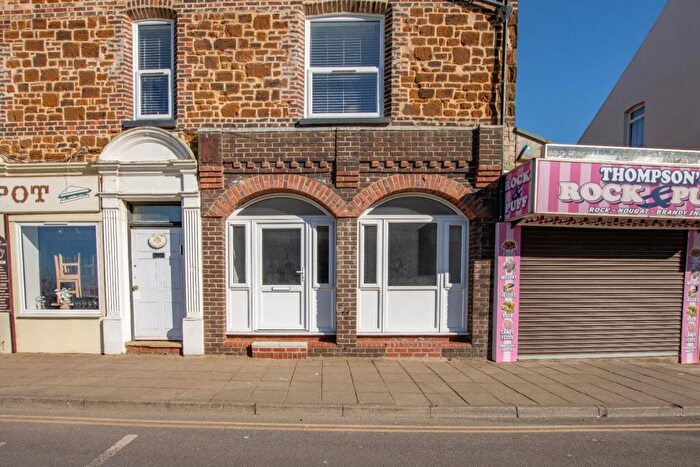 2 Bedroom Apartment To Rent In Le Strange Terrace, Hunstanton, PE36