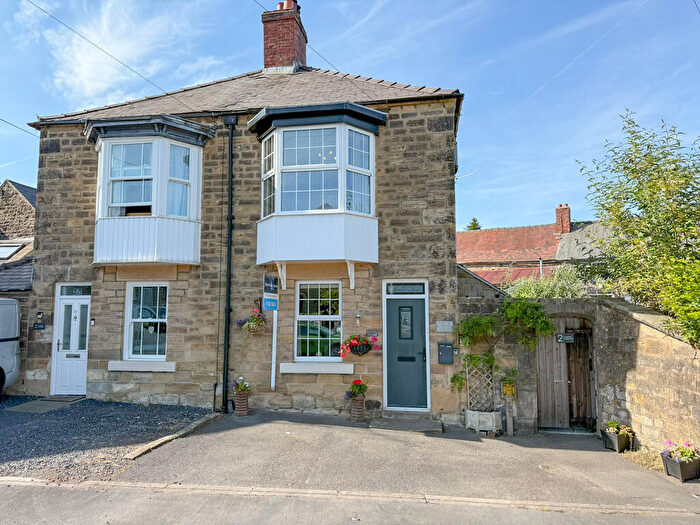 2 Bedroom Cottage For Sale In Mansion Cottages, Market Place, Crich, DE4