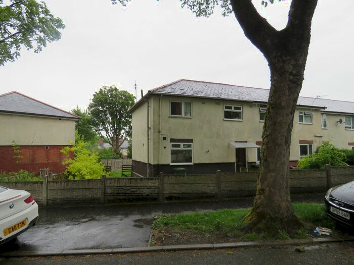 3 Bedroom Semi-Detached House To Rent In West Crescent, Accrington, BB5