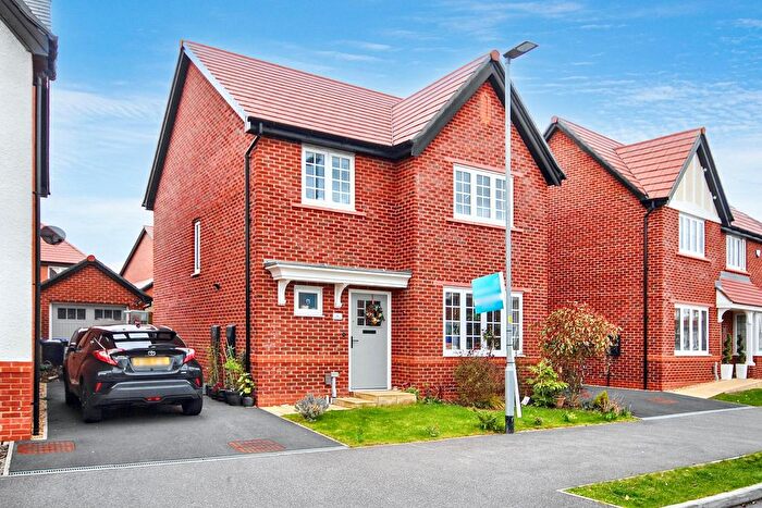 4 Bedroom Detached House For Sale In Watergrove Crescent, Great Sankey, WA5