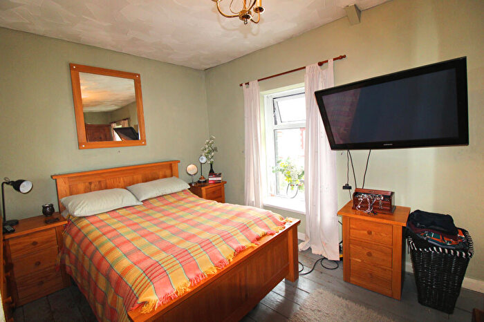 3 Bedroom Terraced House For Sale In Pwllygath Street, Kenfig Hill, CF33