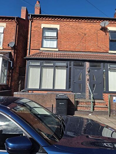 3 Bedroom Terraced House For Sale In Malmesbury Road, Birmingham, B10
