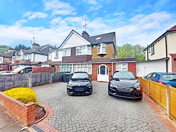 4 Bedroom Semi Detached House For Sale In High Worple, Rayners Lane, Harrow, HA2