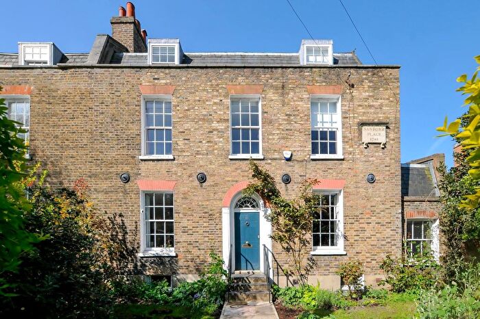 5 Bedroom Semi Detached House For Sale In Sanford Terrace, Stoke Newington, N16