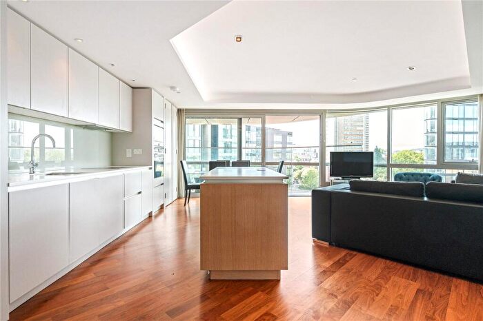 2 Bedroom Apartment For Sale In City Road, London, EC1V