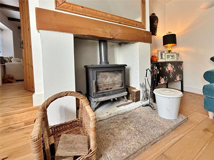 5 Bedroom Detached House For Sale In Ringwood Road, Verwood, Dorset, BH31