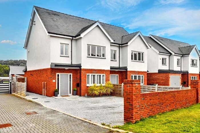 4 Bedroom Semi Detached House To Rent In Derby Road, Duffield, Belper, DE56