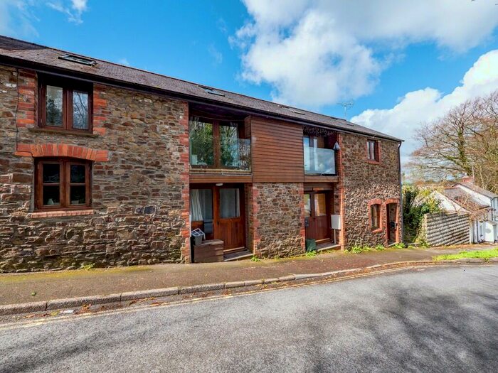 1 Bedroom Terraced House To Rent In Victoria Hill, Holsworthy, EX22