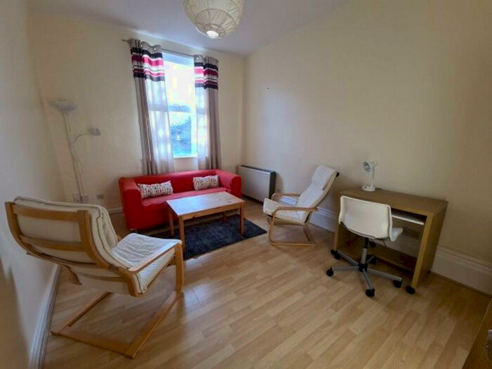 1 Bedroom House To Rent In Moorland Road, Leeds, LS6