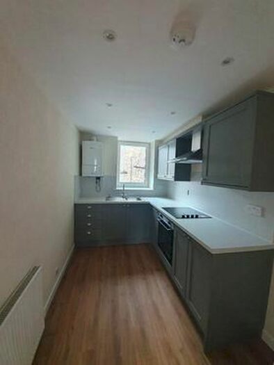 2 Bedroom Flat To Rent In B High Street, Perth, PH1