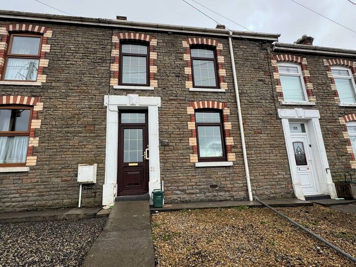 3 Bedroom Terraced House To Rent In Cwmamman Road, Glanamman, Ammanford, Carmarthenshire., SA18