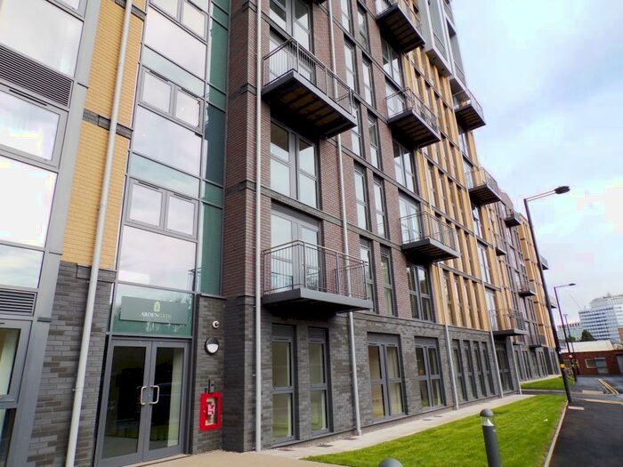 2 Bedroom Flat To Rent In Communication Row, Birmingham, West Midlands, B15