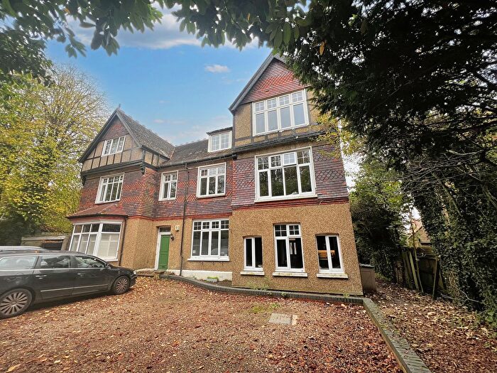 1 Bedroom Flat To Rent In Stanstead Road, Caterham, CR3