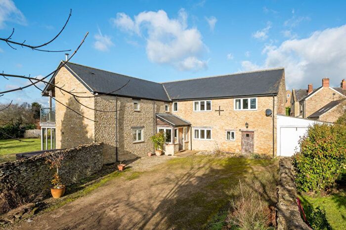 5 Bedroom Country House For Sale In Main Street, Charlton, OX17