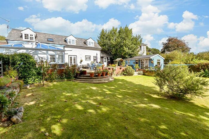 2 Bedroom Cottage For Sale In Blackwater Road, Newport, Isle Of Wight, PO30