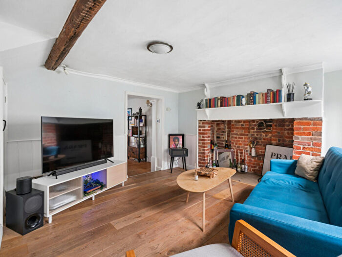 3 Bedroom Terraced House For Sale In Windsor End, Beaconsfield, HP9