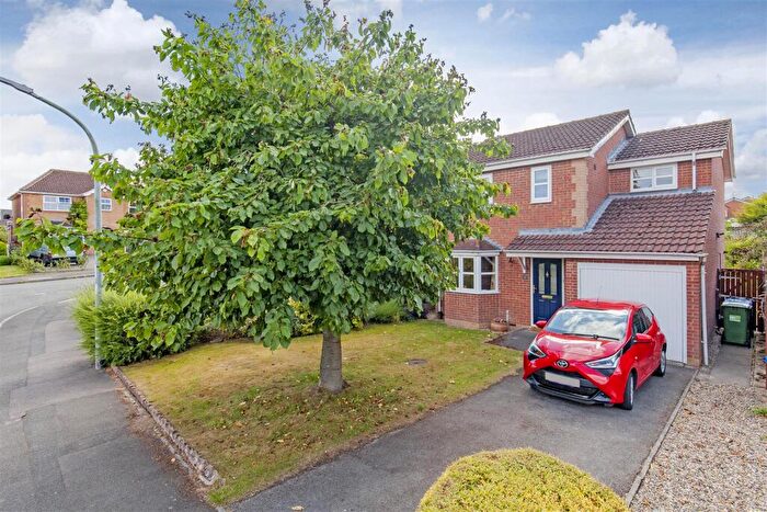 3 Bedroom Detached House For Sale In Ladywood Drive, Upper Newbold, Chesterfield, S41