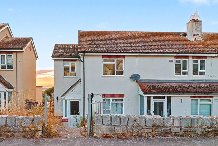 2 Bedroom Flat For Sale In Coronation Road, Portland, DT5