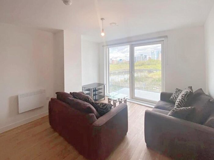 2 Bedroom Flat To Rent In Pomona Strand Old Trafford, Old Trafford, Manchester -, M16