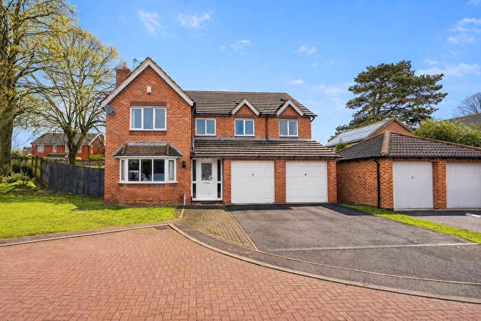 5 Bedroom Detached House For Sale In Tatton Close, Leicester, Leicestershire, LE3